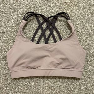 Lululemon sports bra size 6